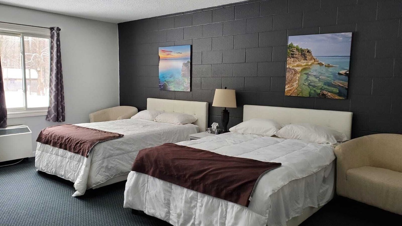 Photo of Bedroom in Wiarton