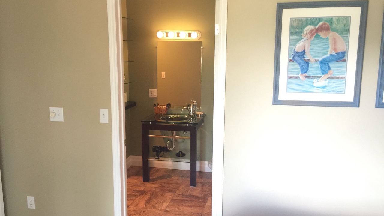 Photo of Bathroom in Hanover