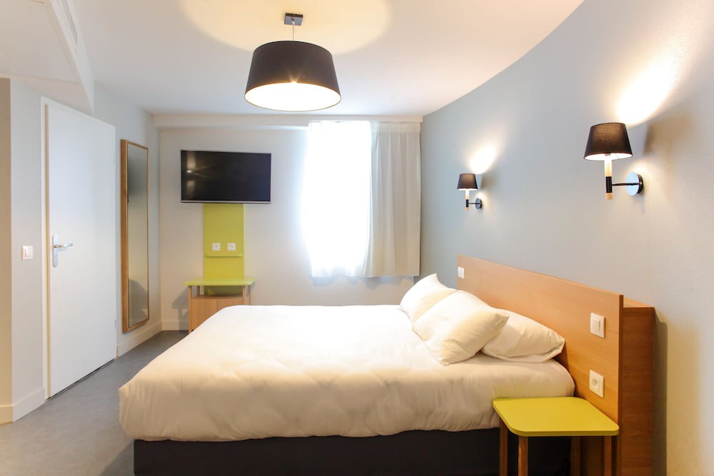 Photo of Bedroom in Bagnolet