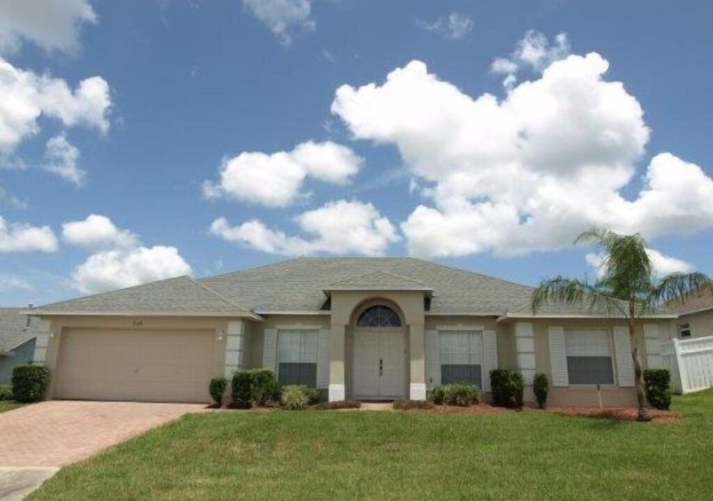 Photo of Buildings in Tuscan Ridge