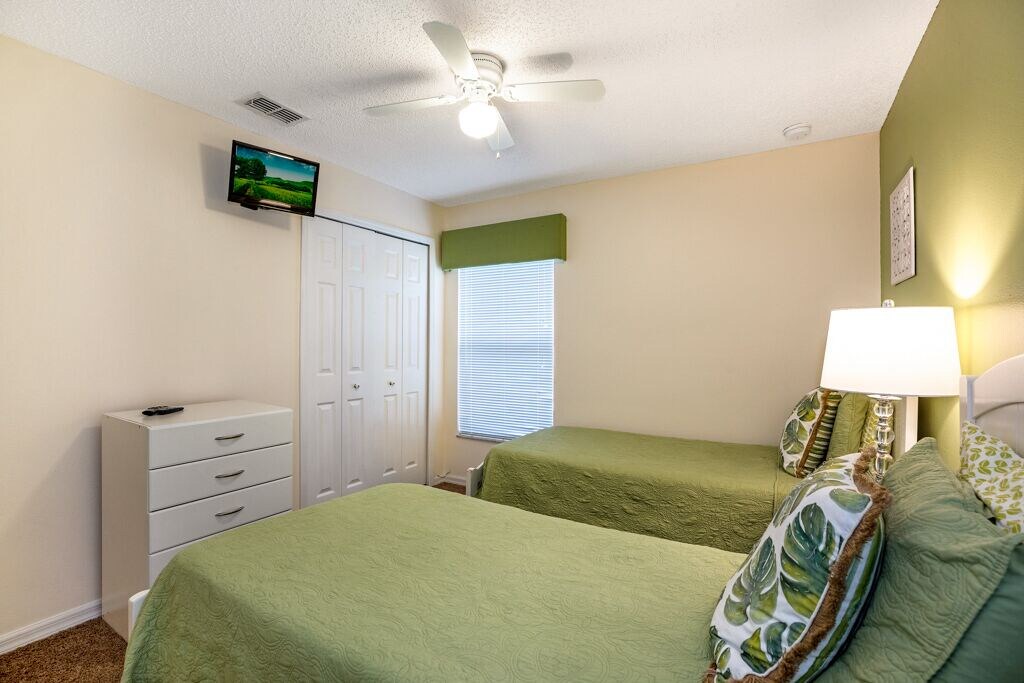 Photo of Bedroom in Seasons