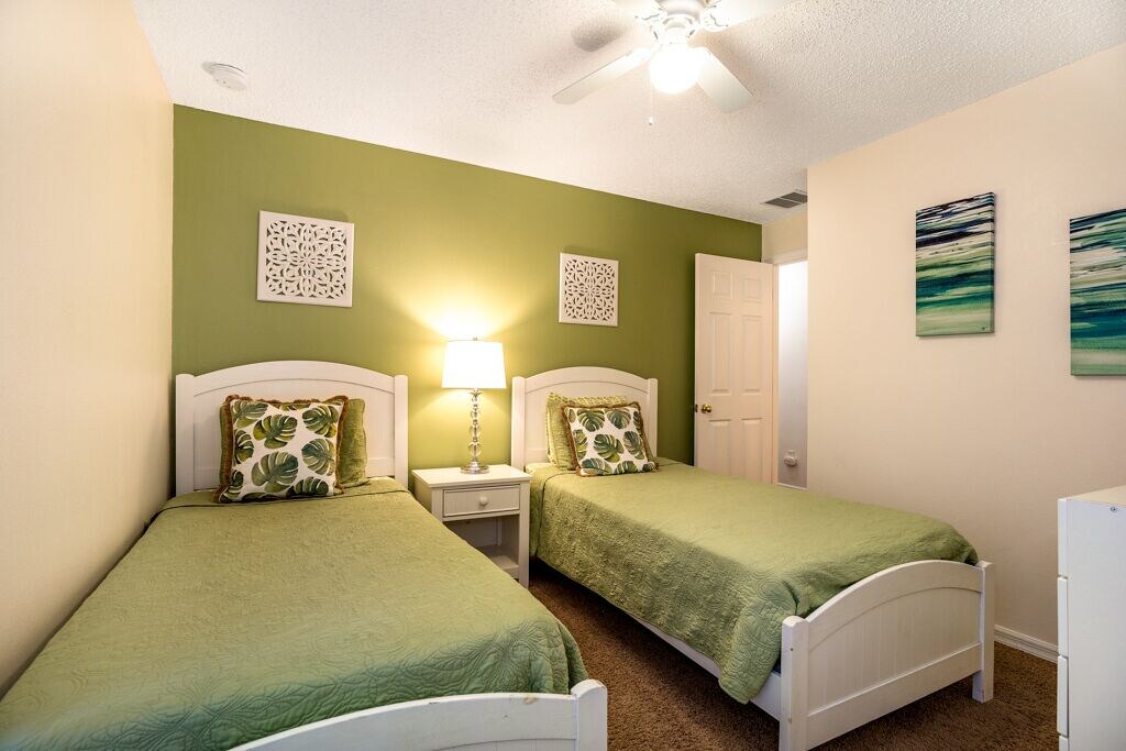 Photo of Bedroom in Seasons