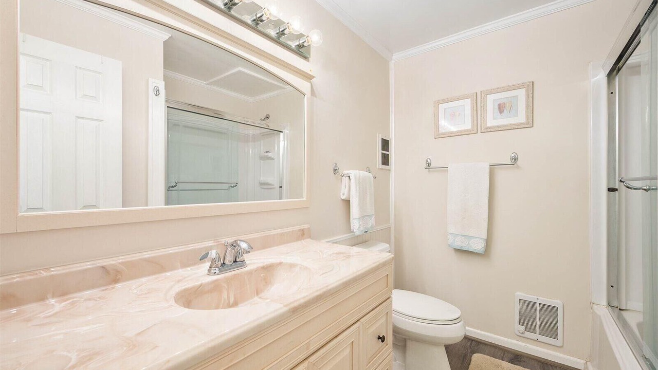 Photo of Bathroom in Caine Woods