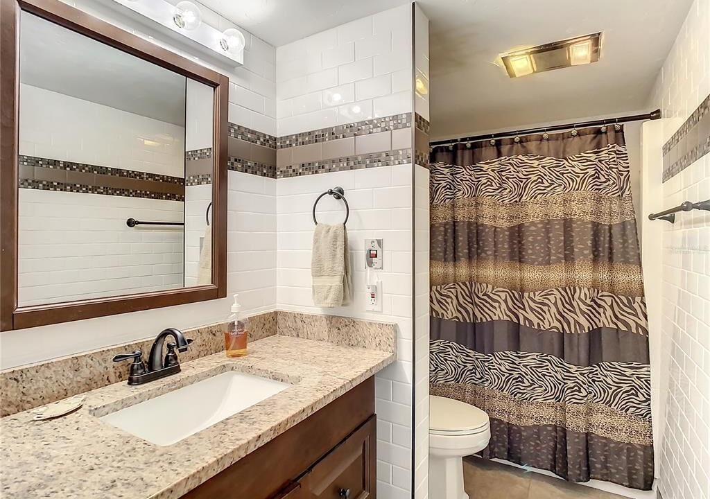 Photo of Bathroom in Grenelefe