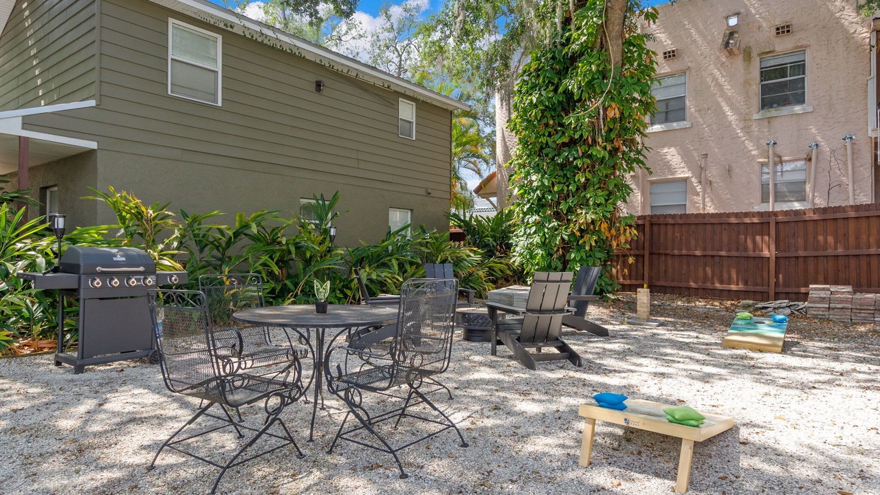 Photo of Outdoor in Historic Hyde Park North