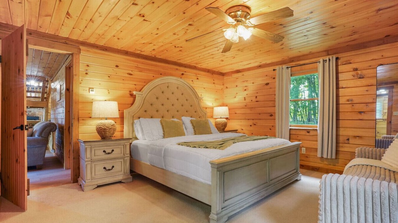 Photo of Bedroom in Elliottsburg