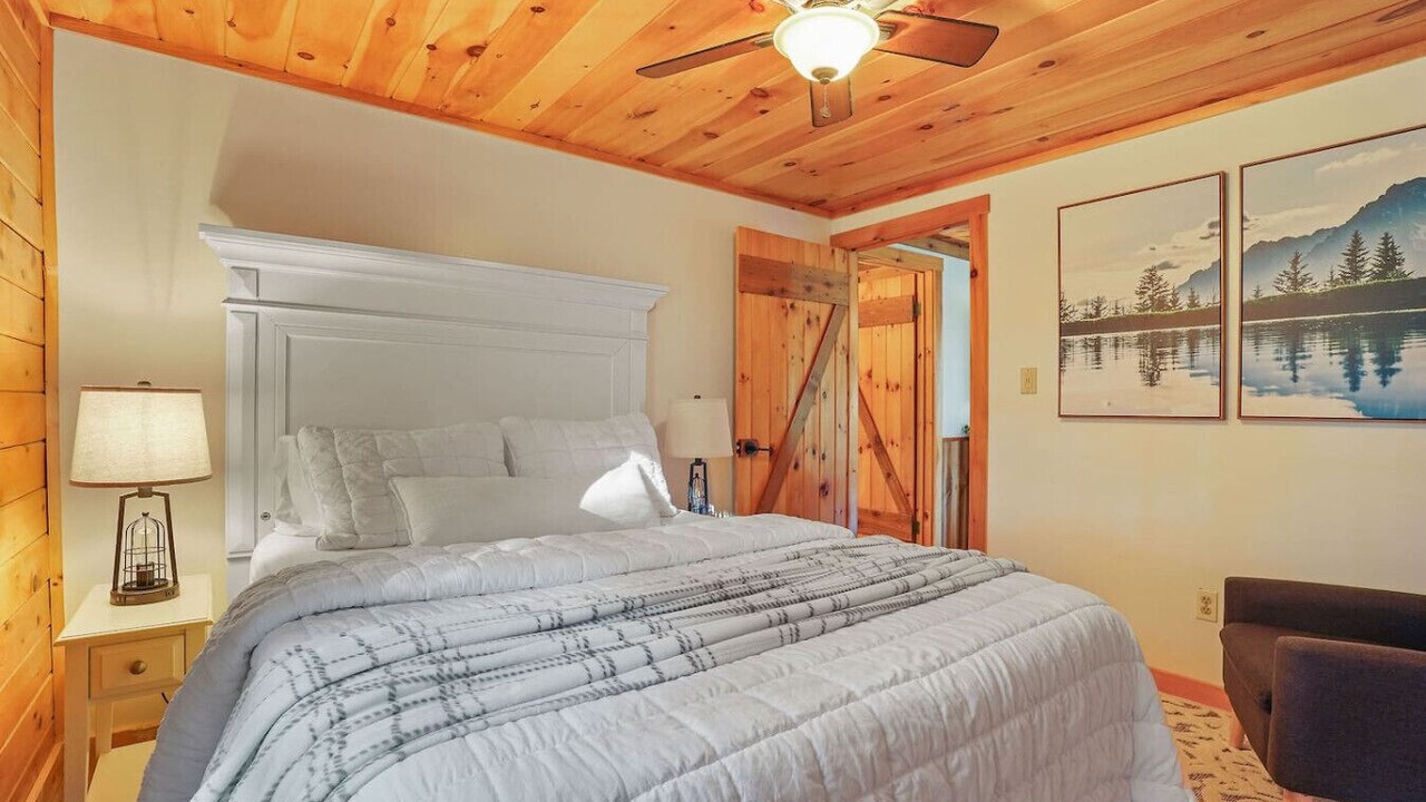 Photo of Bedroom in Elliottsburg