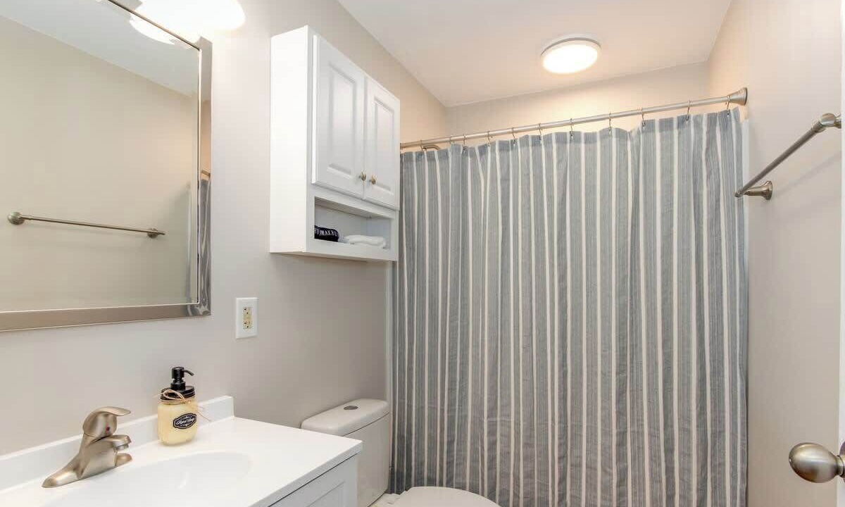 Photo of Bathroom in Park Forest Village