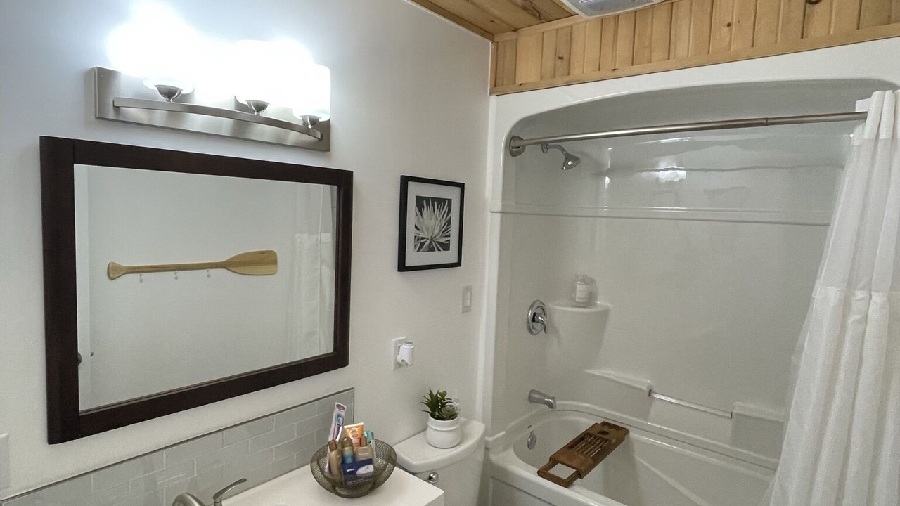Photo of Bathroom in Port Elgin