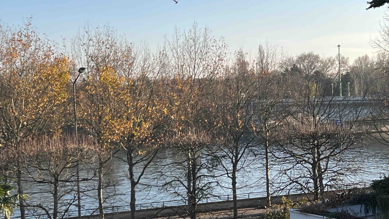 Photo of Others in Suresnes