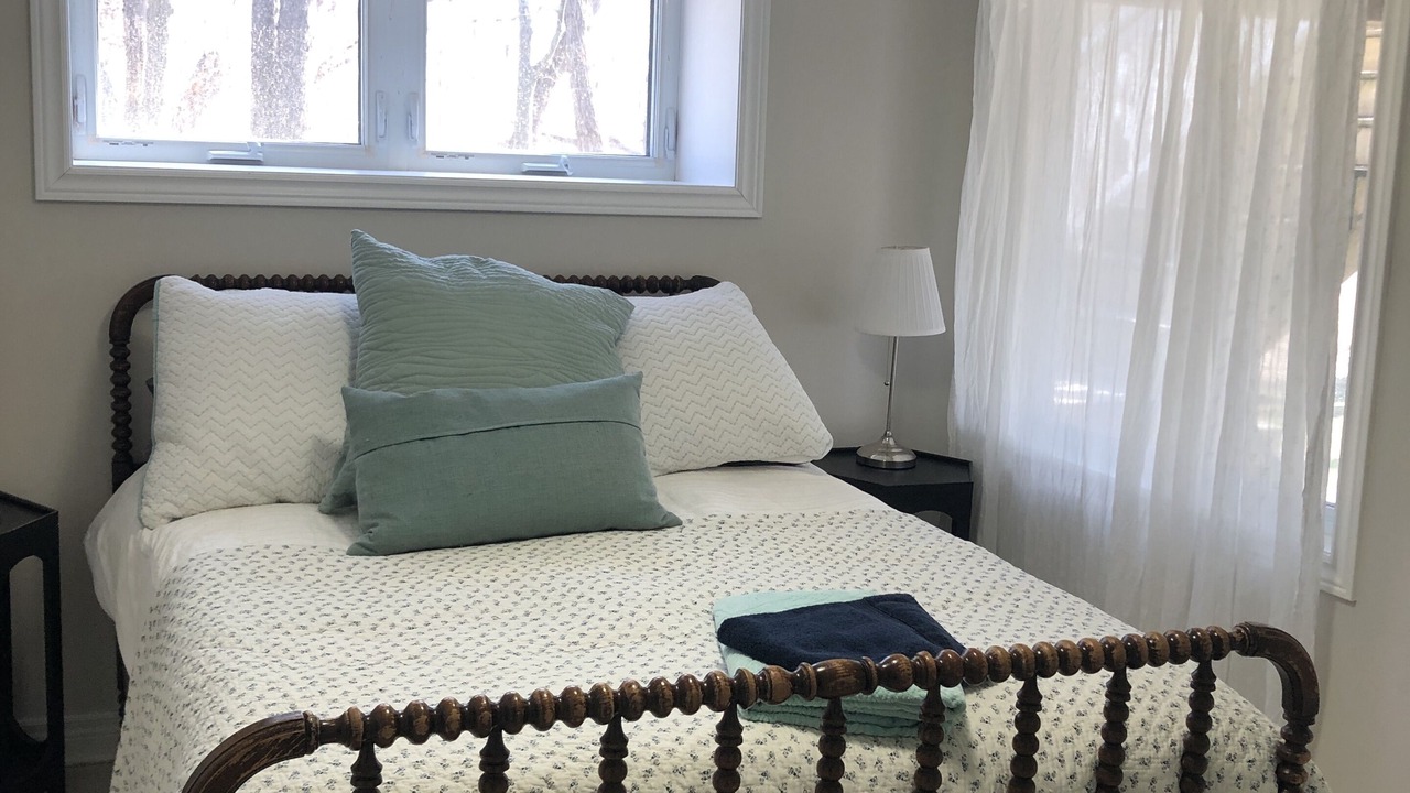 Photo of Bedroom in Waupoos