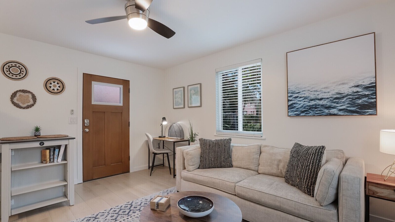 Photo of Livingroom in Laurel Park