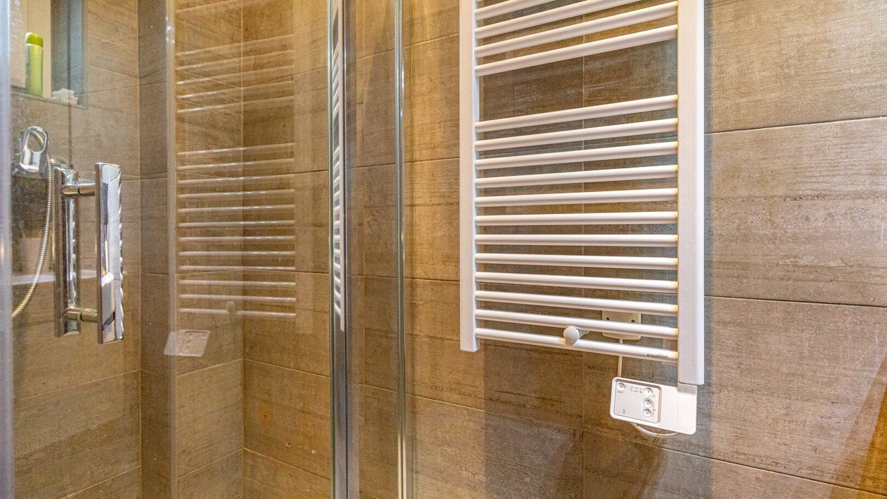 Photo of Bathroom in Quartier de la Folie-Mericourt