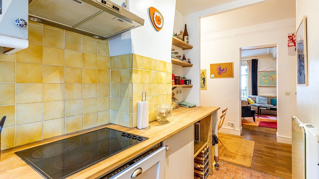 Photo of Kitchen in Quartier de la Folie-Mericourt