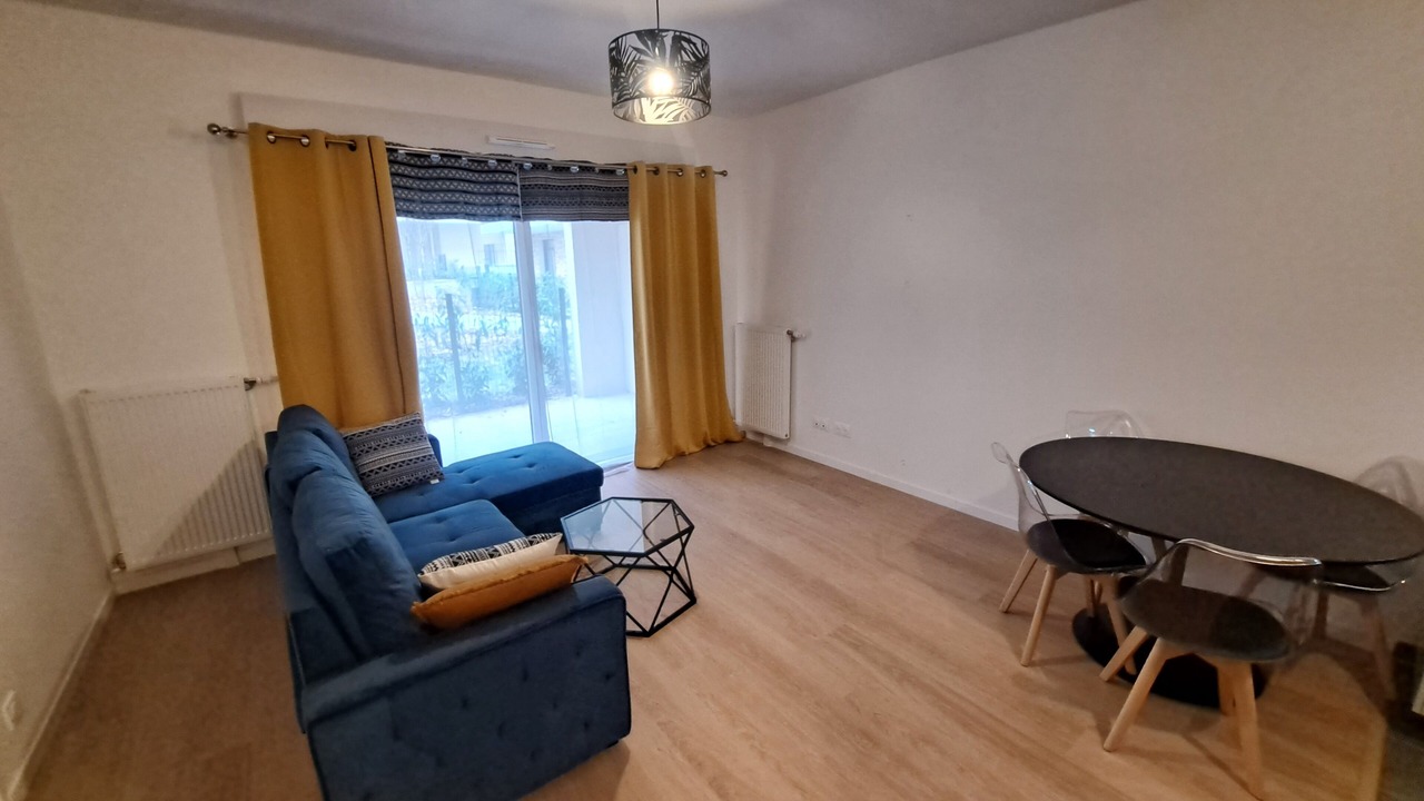 Photo of Livingroom in Villejuif