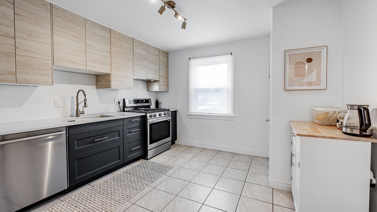 Photo of Kitchen in Earlscourt