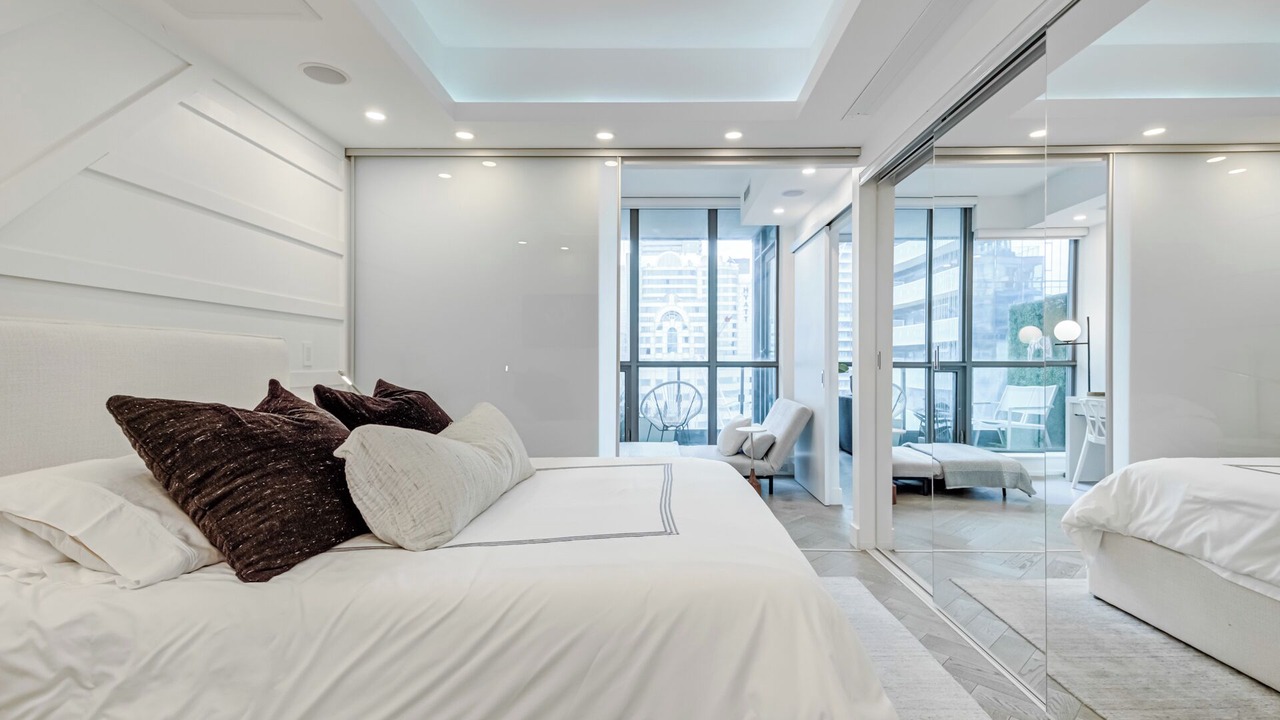 Photo of Bedroom in Fashion District