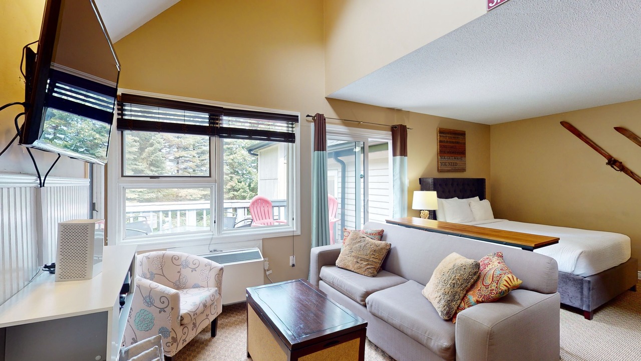 Photo of Livingroom in Craigleith
