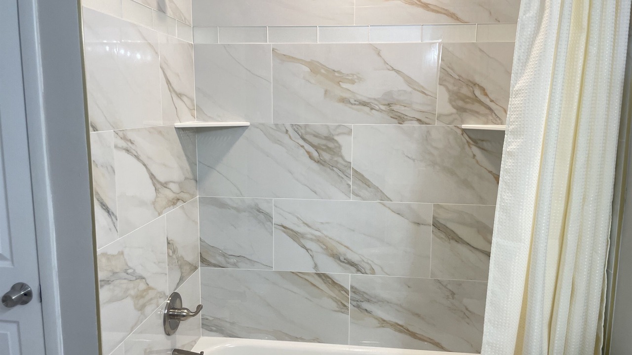 Photo of Bathroom in Auburndale