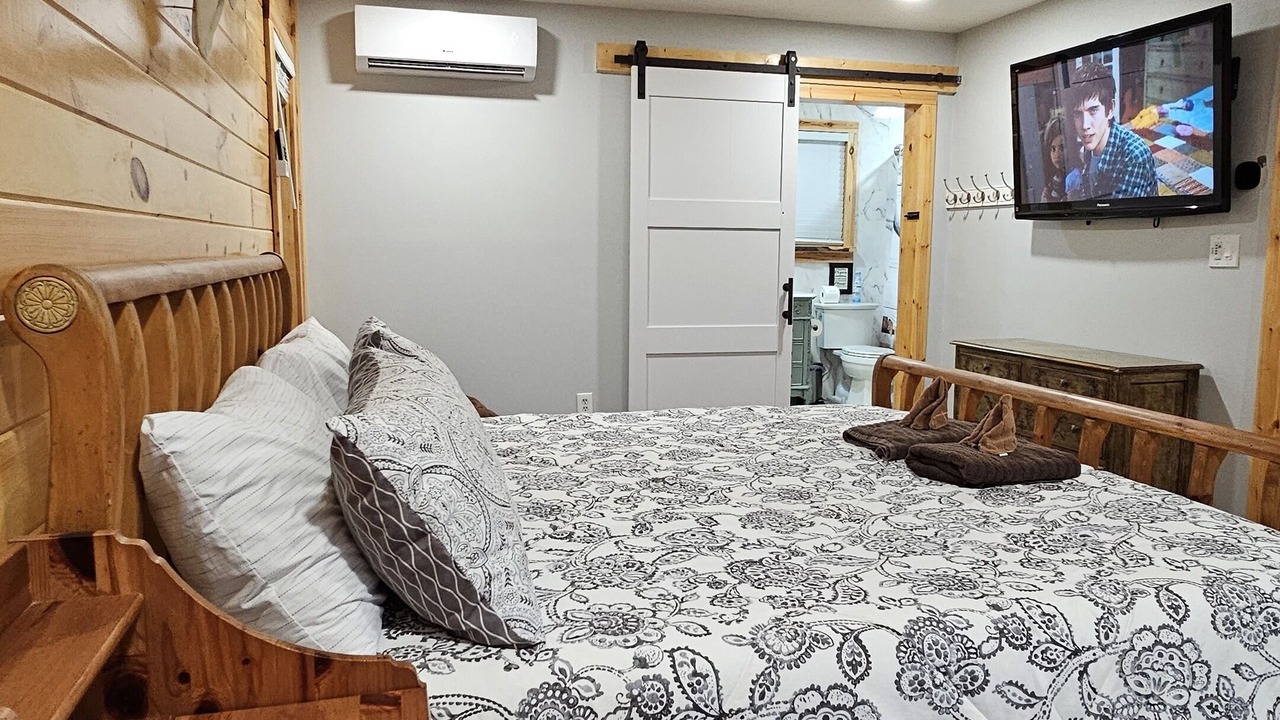 Photo of Bedroom in Tunkhannock Township