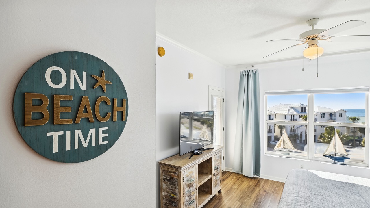 Photo of Bedroom in Frangista Beach