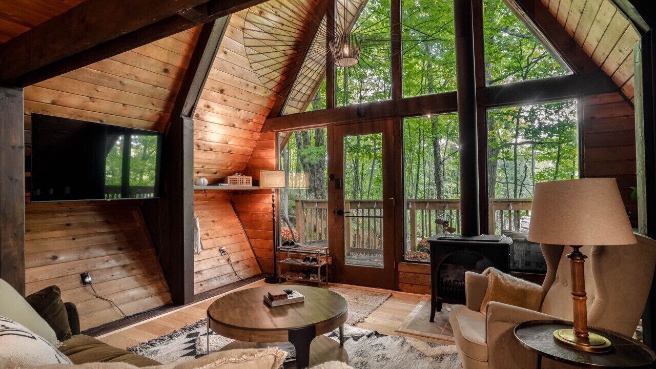 Photo of Livingroom in Huntsville