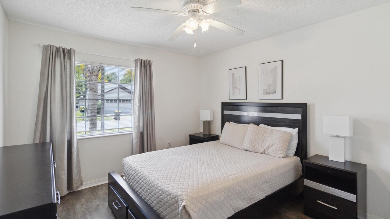 Photo of Bedroom in Thousand Oaks