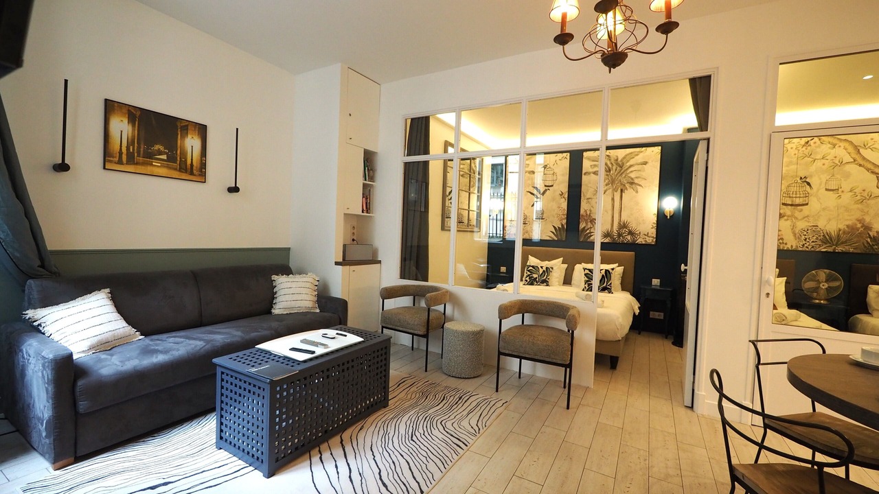 Photo of Livingroom in Notre-Dame-des-Champs