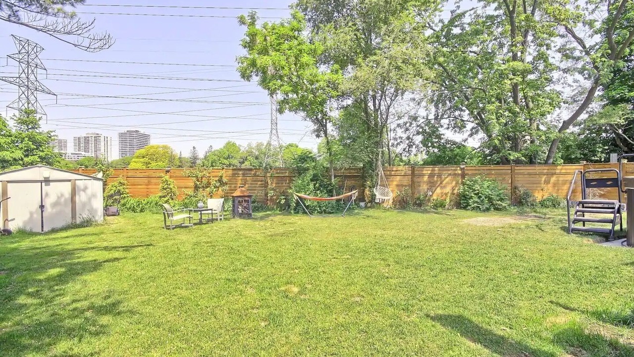 Photo of Outdoor in Willowdale