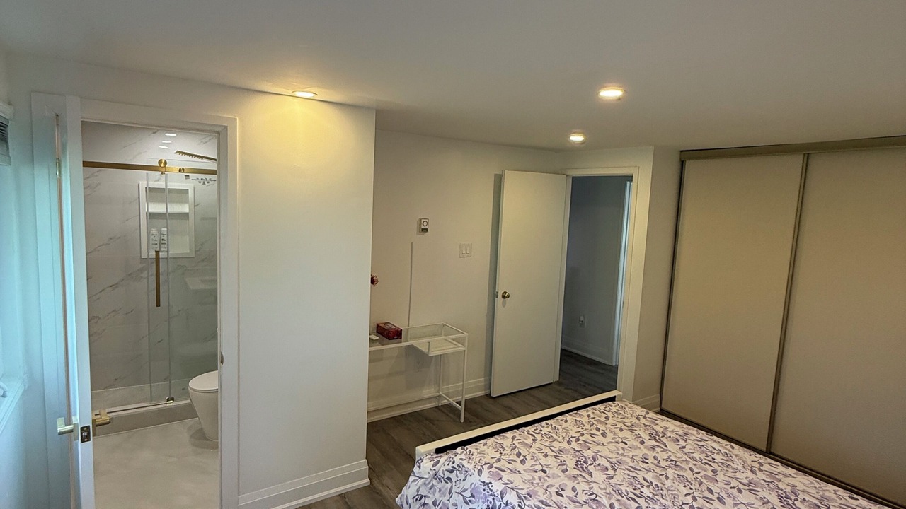 Photo of Bedroom in Newmarket