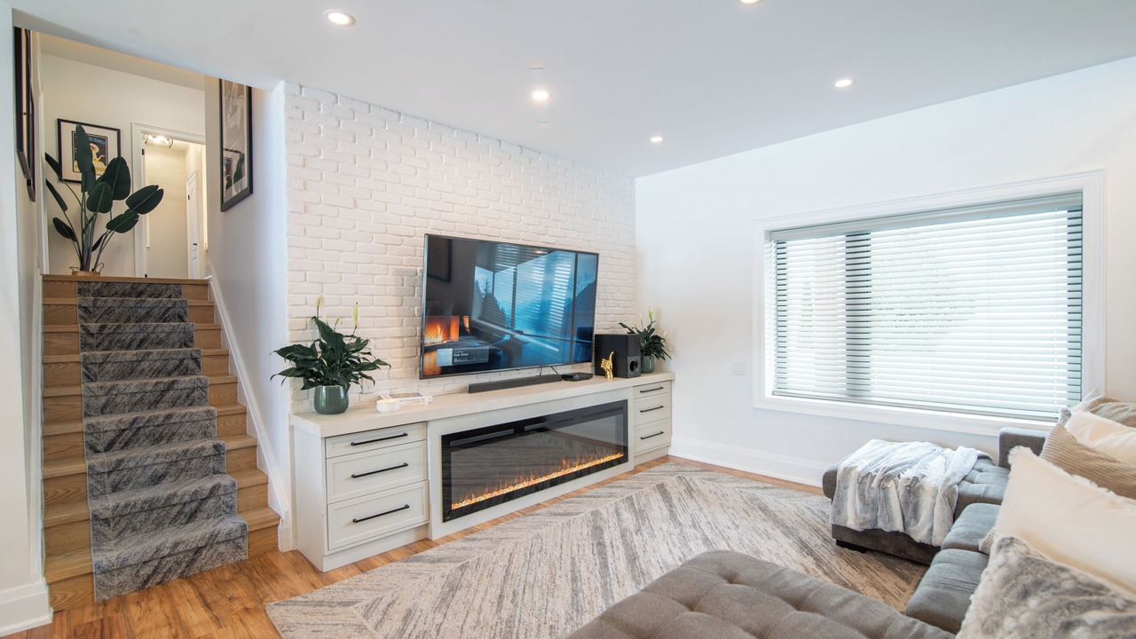Photo of Livingroom in Barrie