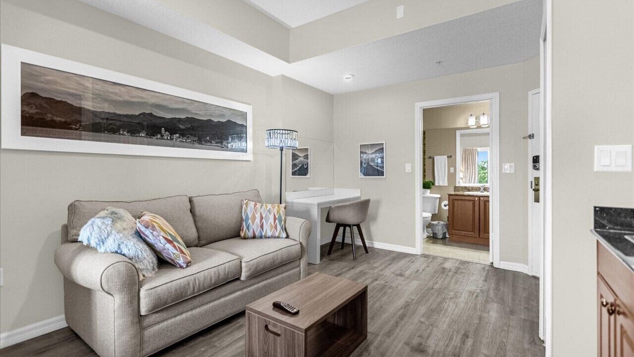 Photo of Bedroom in Florida Center