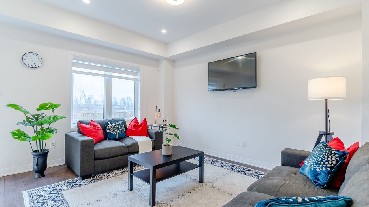 Photo of Livingroom in County of Brant