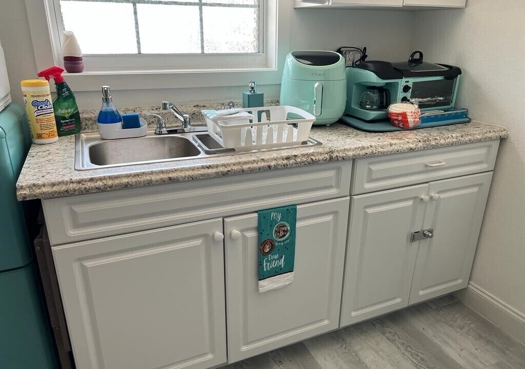 Photo of Kitchen in Town N County Park