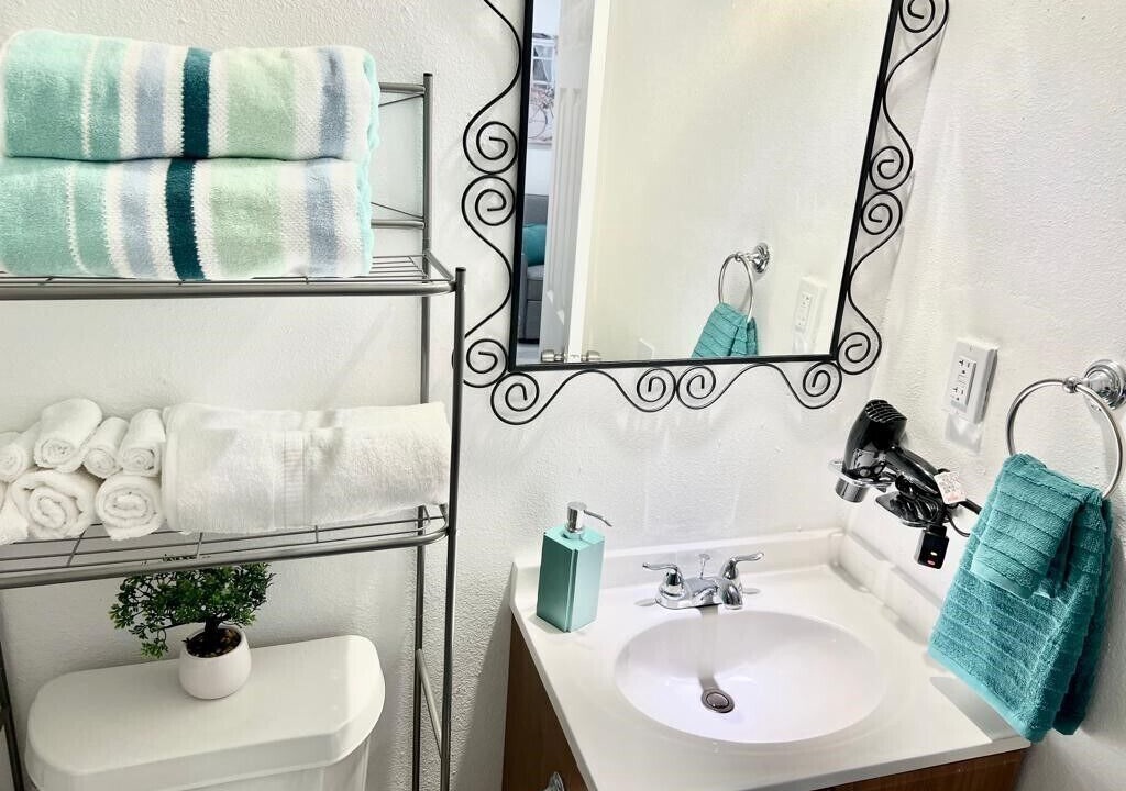 Photo of Bathroom in Town N County Park