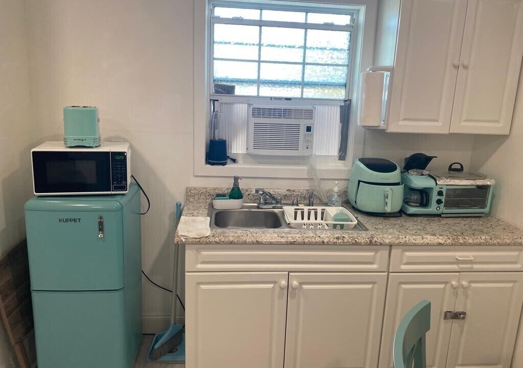 Photo of Kitchen in Town N County Park