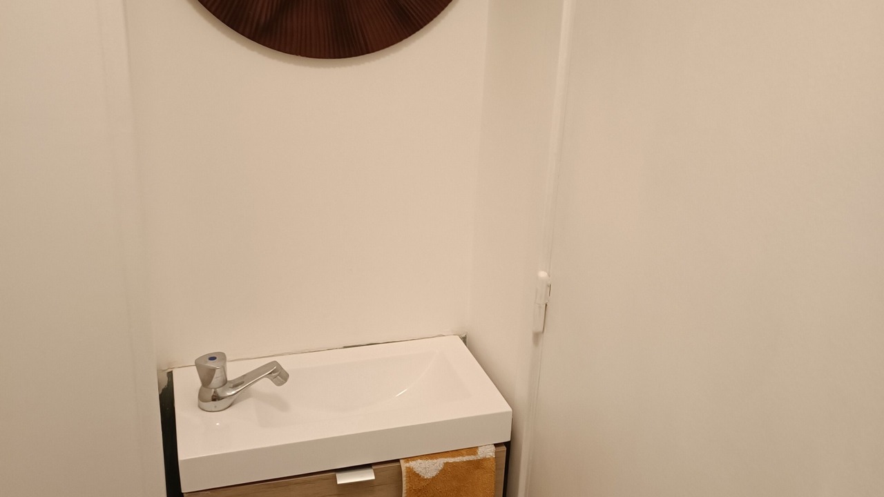 Photo of Bathroom in Chelles