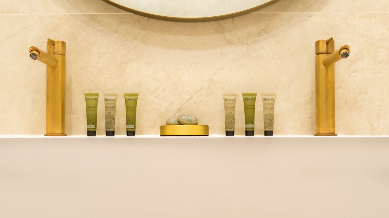 Photo of Bathroom in Quartier du Mail
