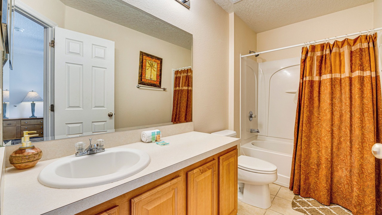 Photo of Bathroom in Windwood Bay
