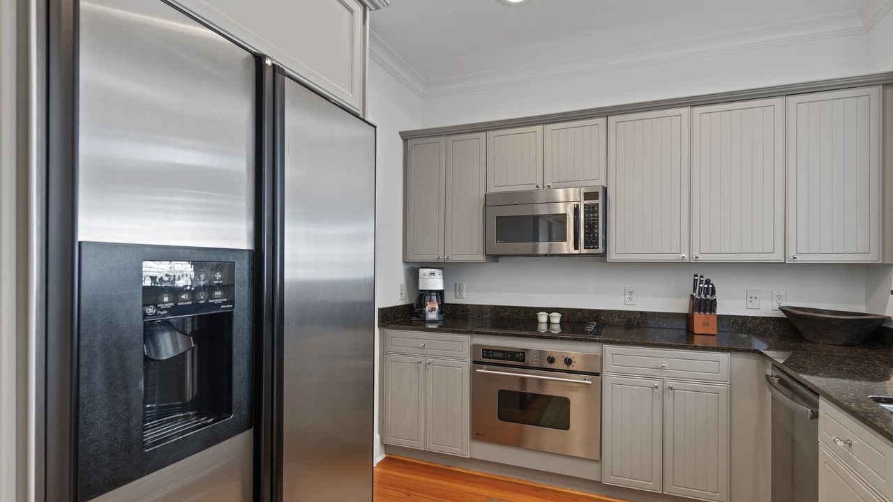Photo of Kitchen in Beach District
