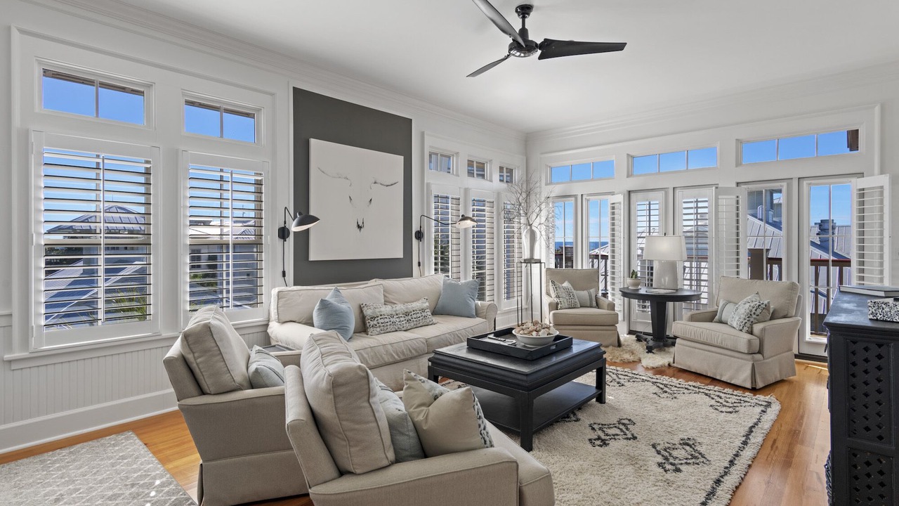 Photo of Livingroom in Beach District