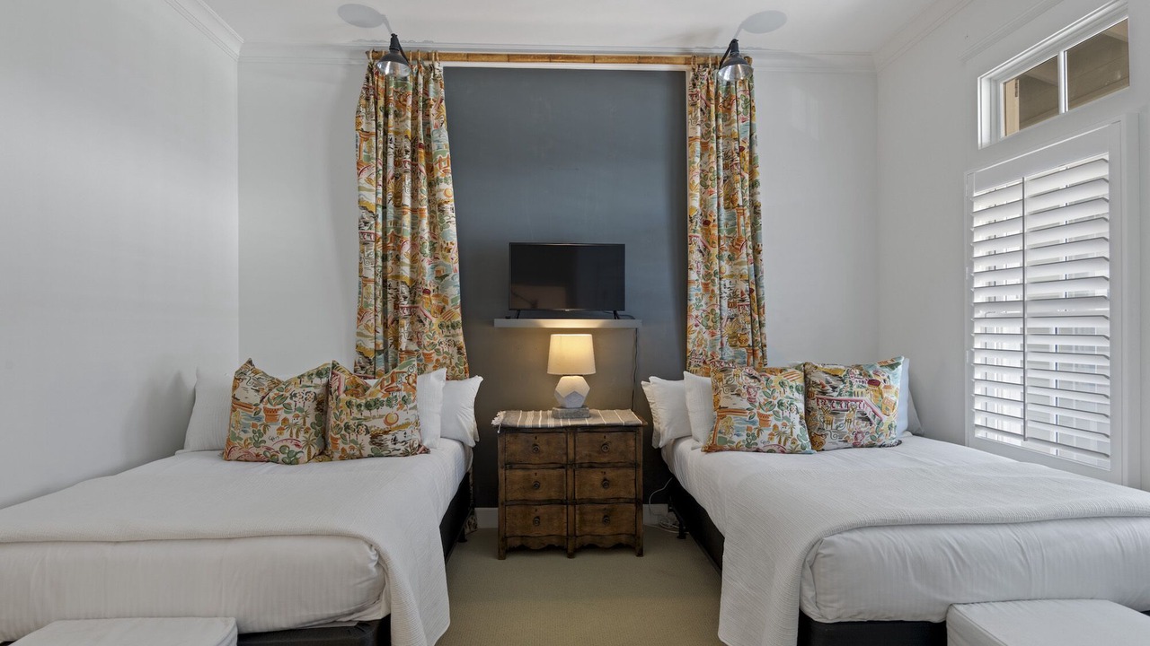 Photo of Bedroom in Beach District