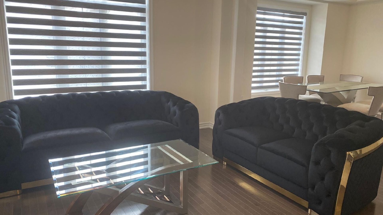 Photo of Livingroom in Brampton