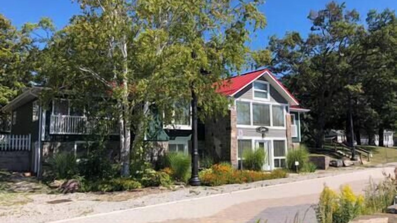 Photo of Others in Honey Harbour