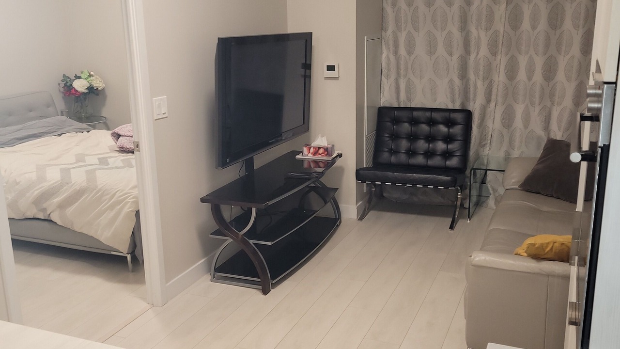 Photo of Bedroom in Yonge-Eglinton