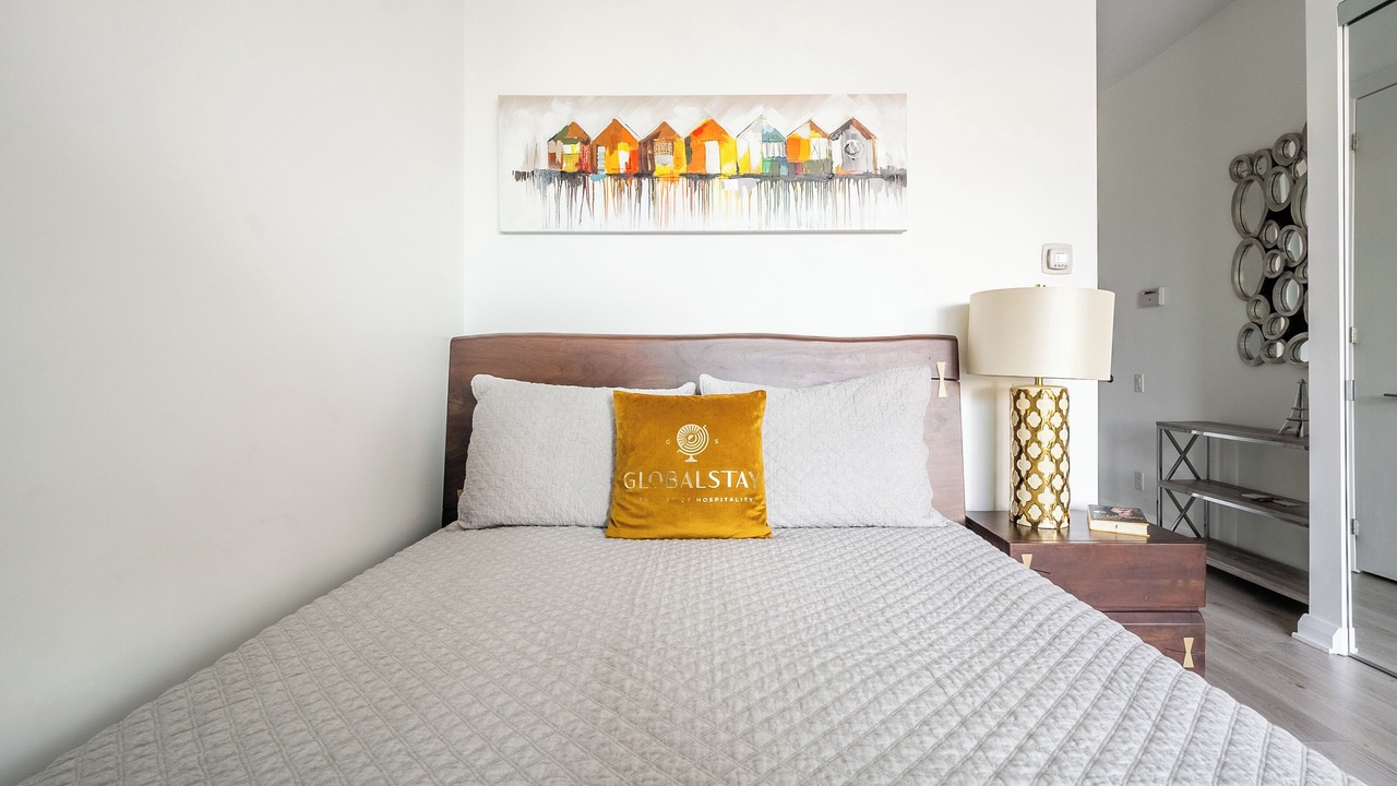 Photo of Bedroom in Bloor-Yorkville