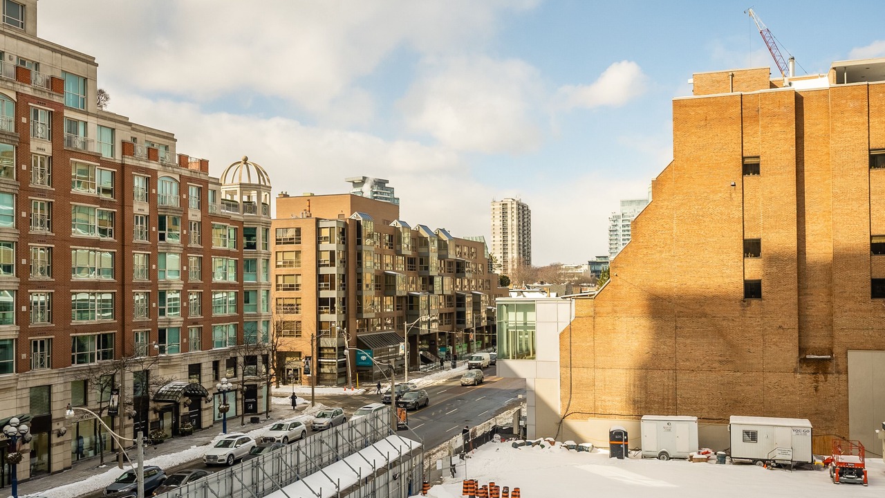Photo of Outdoor in Bloor-Yorkville