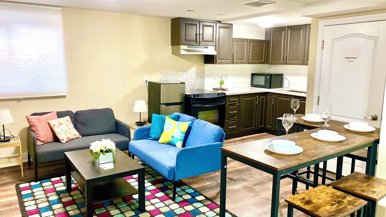 Photo of Livingroom in Erin Mills