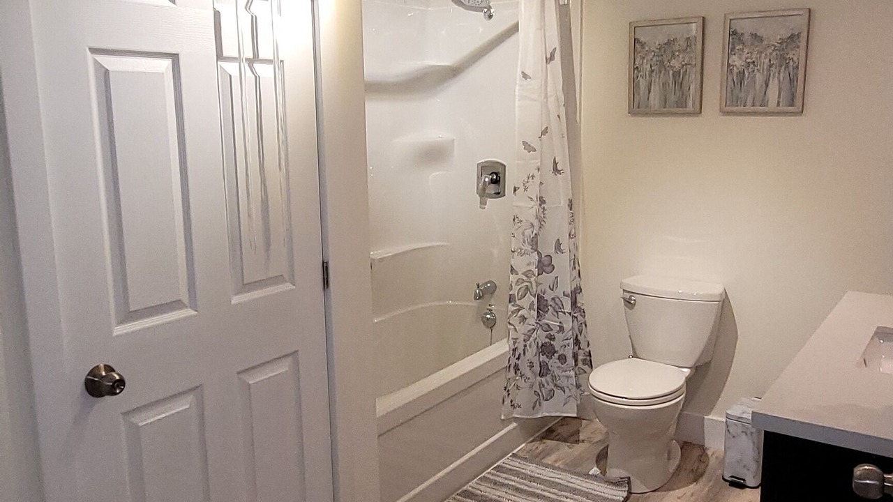 Photo of Bathroom in Amherstview