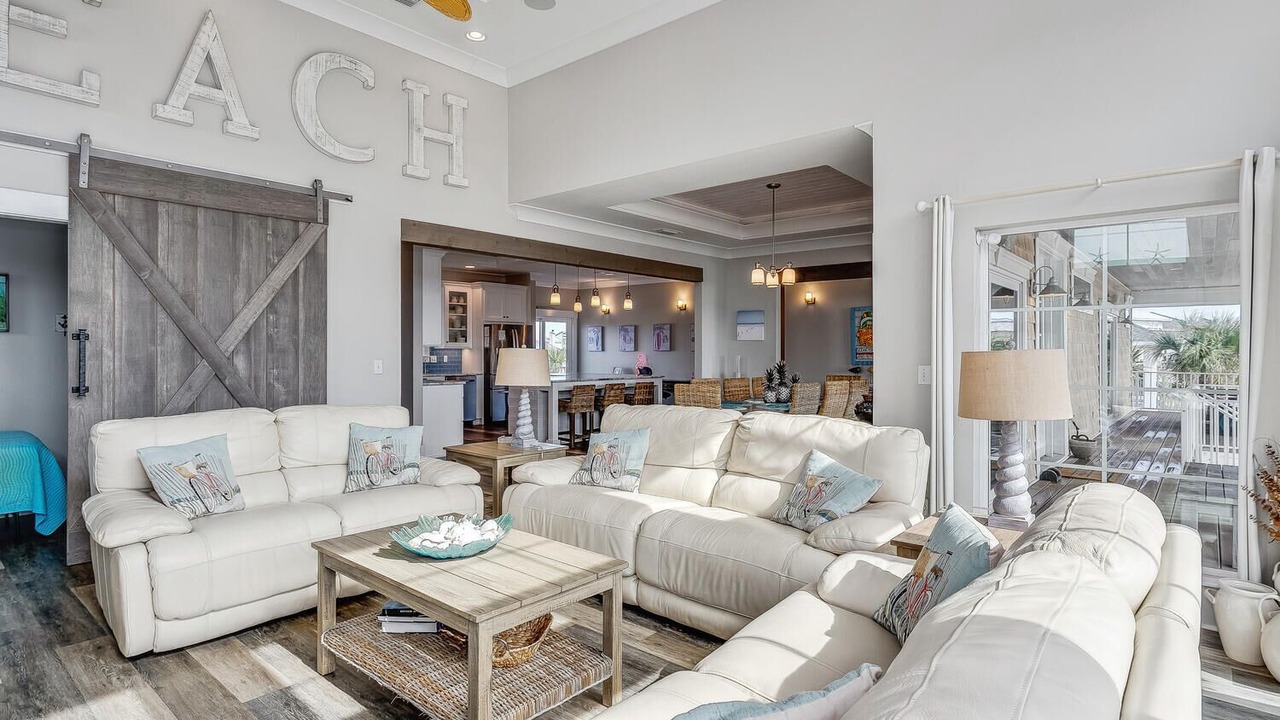 Photo of Livingroom in Pensacola Beach